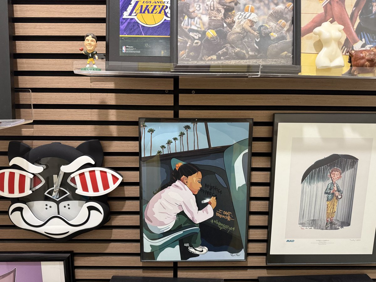 cousinLou2X's tweet photo. @karolime__ On another note I finally hung your art work not sure if I sent you this already 😂 https://t.co/FRufqN5peC