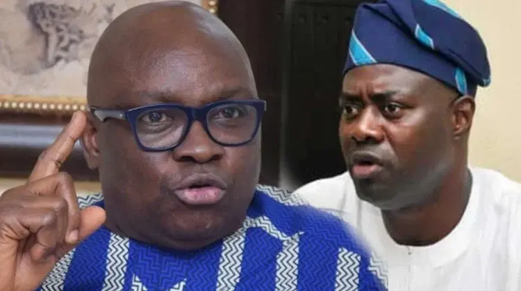 vanguardngrnews's tweet photo. ‘Makinde’s govt orchestrated Oyo abduction to blackmail Tinubu’ – Fayose alleges

https://t.co/JwLKy27F8q https://t.co/stPcsNji3O
