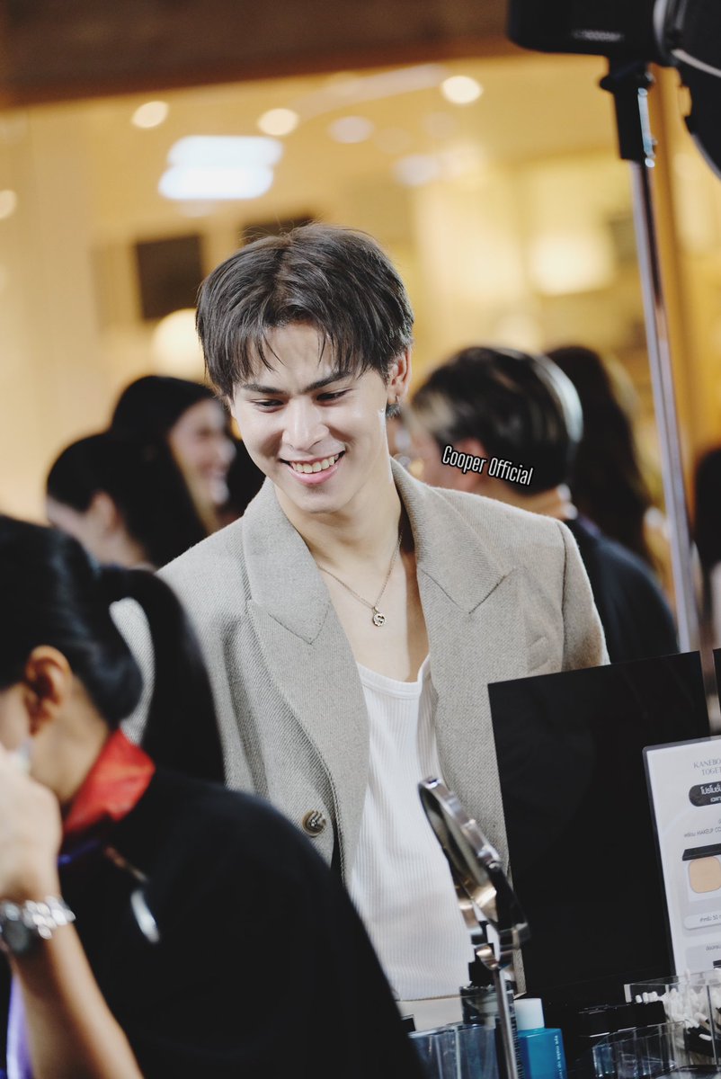 _cooperofficial's tweet photo. ⭐️คูเปอร์ ภัทรพสิษฐ์เข้าร่วมงานเฉลิมฉลองแป้งผสมรองพื้น Celebrating KANEBO MELTY FEEL WEAR II, The No. 1 Powder Foundation in Thailand⭐️

📅 28 พฤษภาคม 2569
🕐 13:00 น.-14:00 น.
📍โซนพลาซ่า A เซ็นทรัลลาดพร้าว ชั้น 1

#cooper_patpasit
#แล้วแต่เปอร์ https://t.co/jVqF0gmBj3