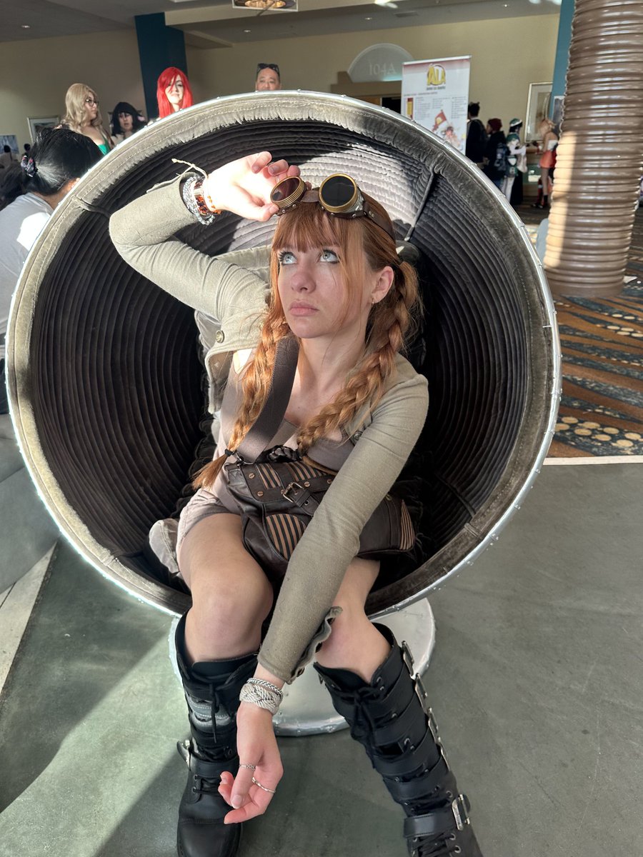 greeninenvy's tweet photo. I wanted to steal these chairs so bad https://t.co/hEeWfGhgPI
