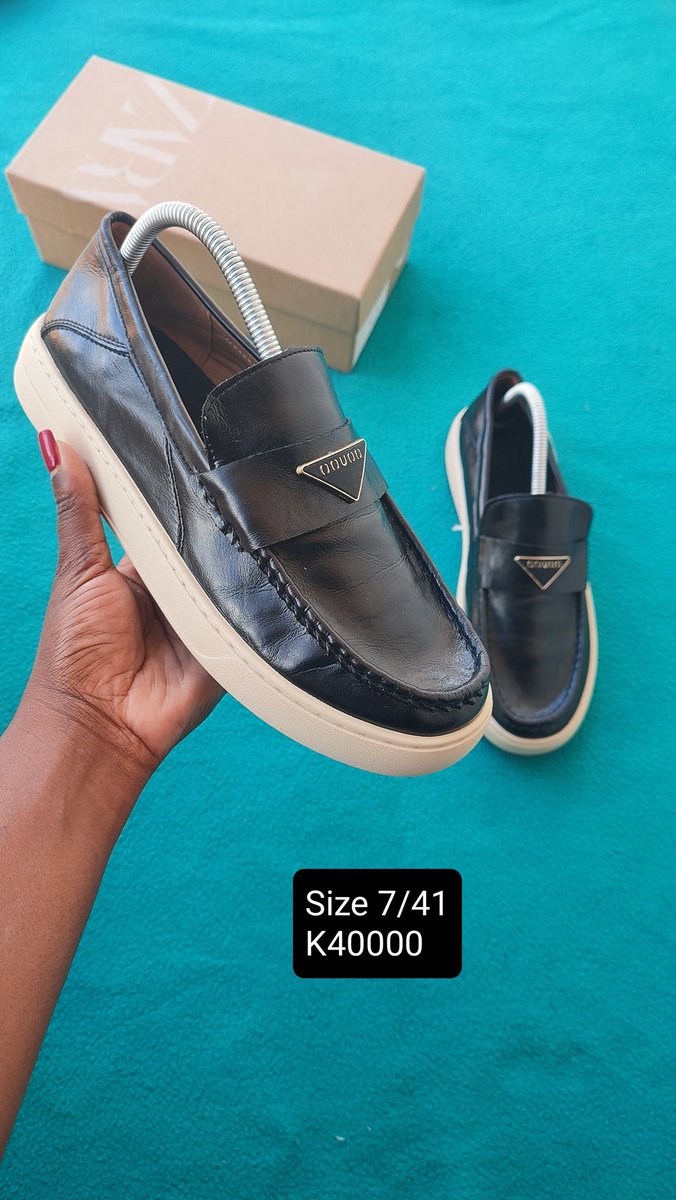 Tee_hearts's tweet photo. Quality kaunjika shoes 
Chirimba Blantyre 
0881950108 https://t.co/atVe8ndWBV