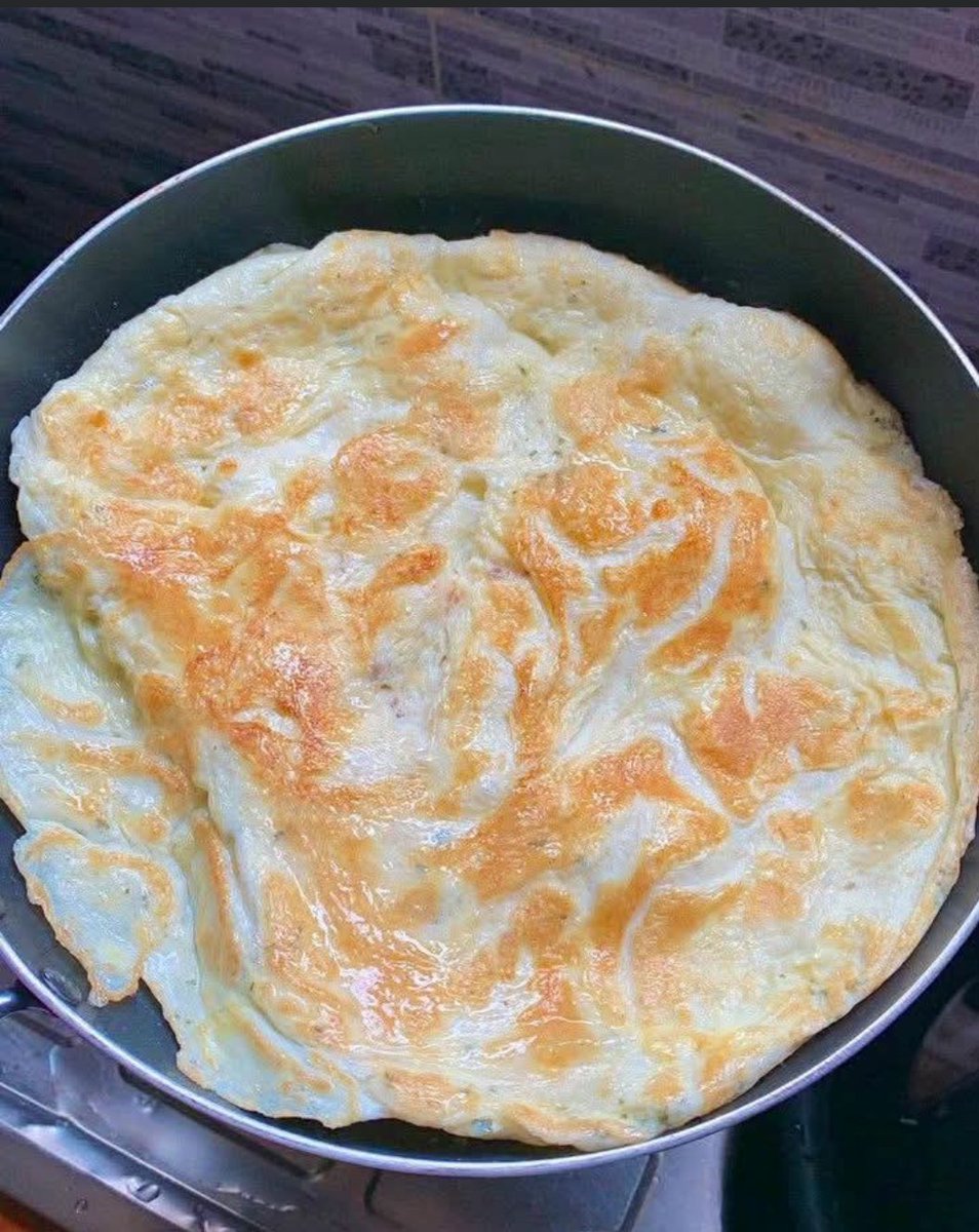 OvwomaB's tweet photo. Aside from bread, what goes well with this?👇🏾🙂 https://t.co/hNoTBXJqjz