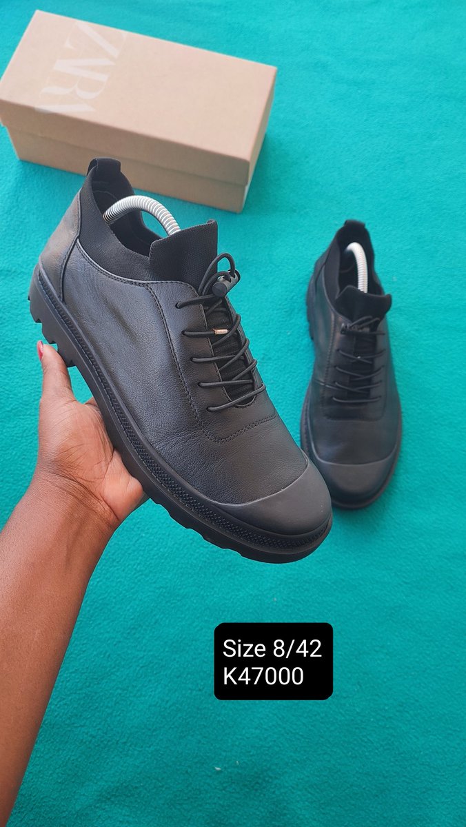 Tee_hearts's tweet photo. Quality kaunjika shoes 
Chirimba Blantyre 
0881950108 https://t.co/IRdHvCEgcs