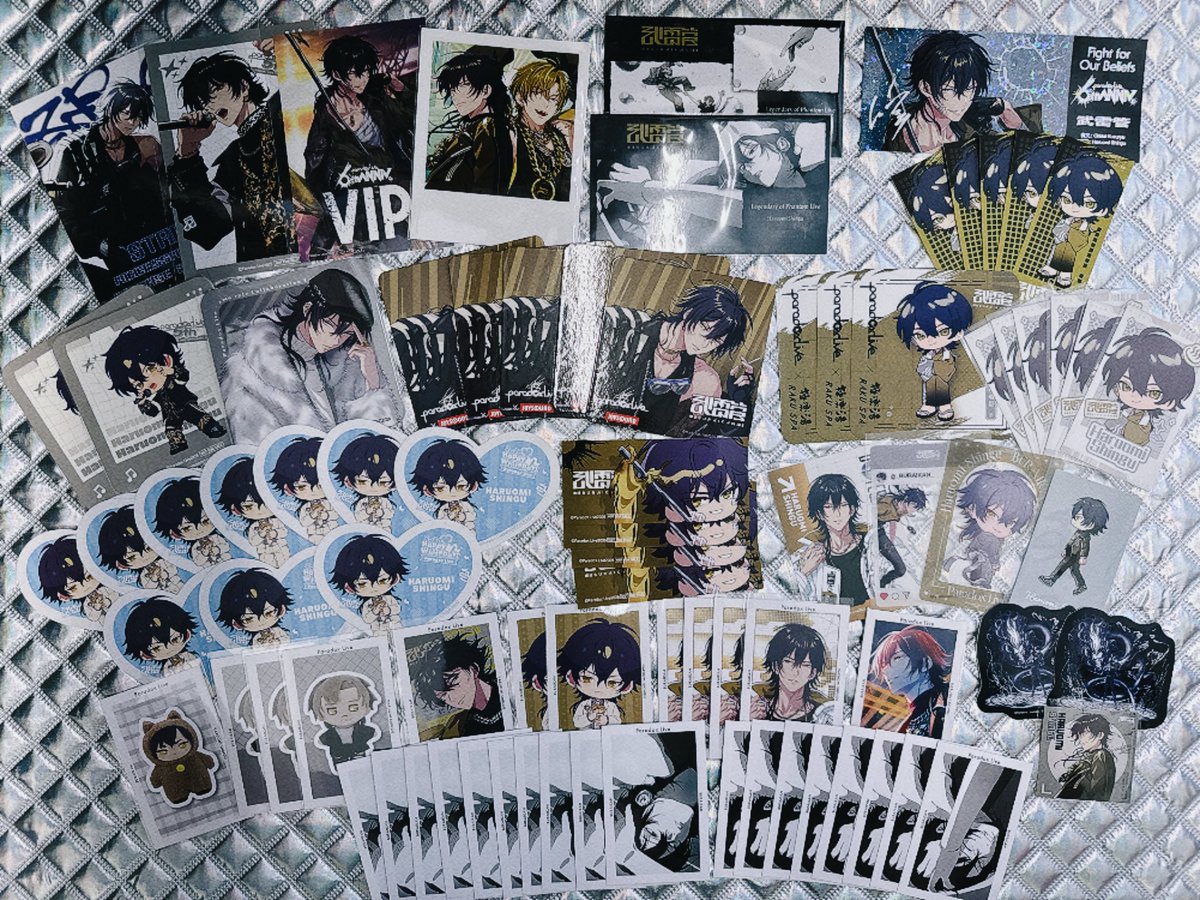rrir99's tweet photo. 今���もたくさんすぎる辰宮晴臣をありがとうございました(^_−)−☆
スーツケースパンパンで整理するのちょ〜楽しかった❗️ https://t.co/Bm7R74SWwU