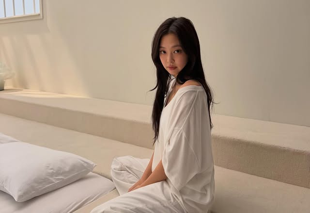 MYJENNIE_TH's tweet photo. [IG] 260601 jennierubyjane update:

“@ vaselinebrand”

#JENNIE #제니 #เจนนี่ https://t.co/3Eq7aJAiBm