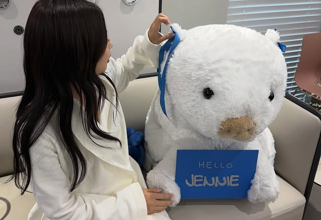 MYJENNIE_TH's tweet photo. [IG] 260601 jennierubyjane update:

“@ vaselinebrand”

#JENNIE #제니 #เจนนี่ https://t.co/3Eq7aJAiBm