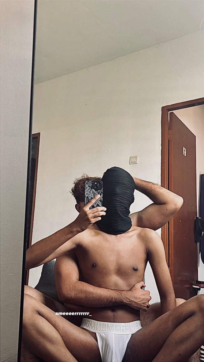 ameeeerrrrrrr_'s tweet photo. 👀🫂😋 https://t.co/R2cLKjVZOb