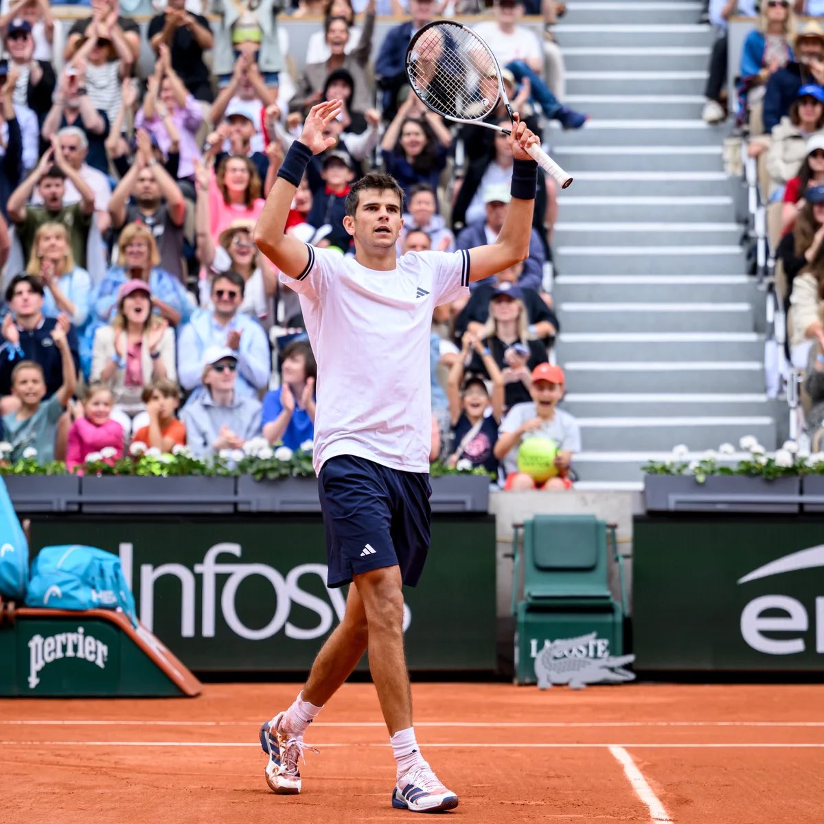 JodarTurkiye's tweet photo. MATCH DAY 🔥

🇫🇷 Çeyrek Final

���️ Alexander Zverev 🇩🇪 #3
⏳ 15.30
📺 HBO Max &amp; Eurosport

⚡️VAMOS JODAR! 

#RolandGarros https://t.co/hGUA7QYBkT