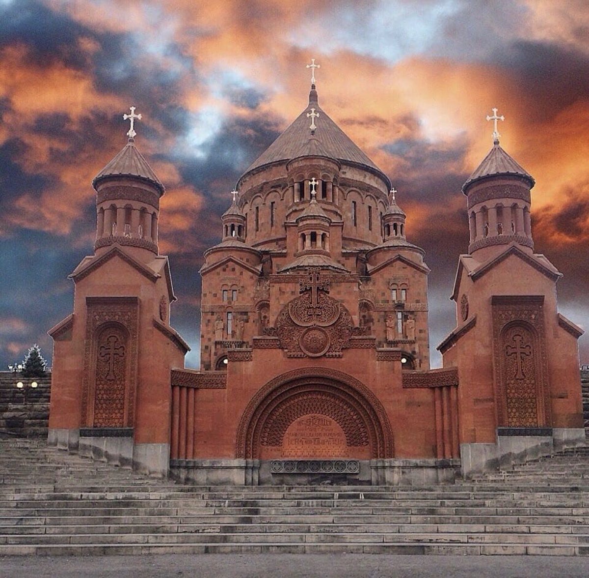 LucyluvsMoon1's tweet photo. The iconic conical dome and cross-stone details define a tradition where architecture becomes worship.

St. John the Baptist Church🕊️

📍Abovyan, ✨🇦🇲 https://t.co/5bvTucvfrn