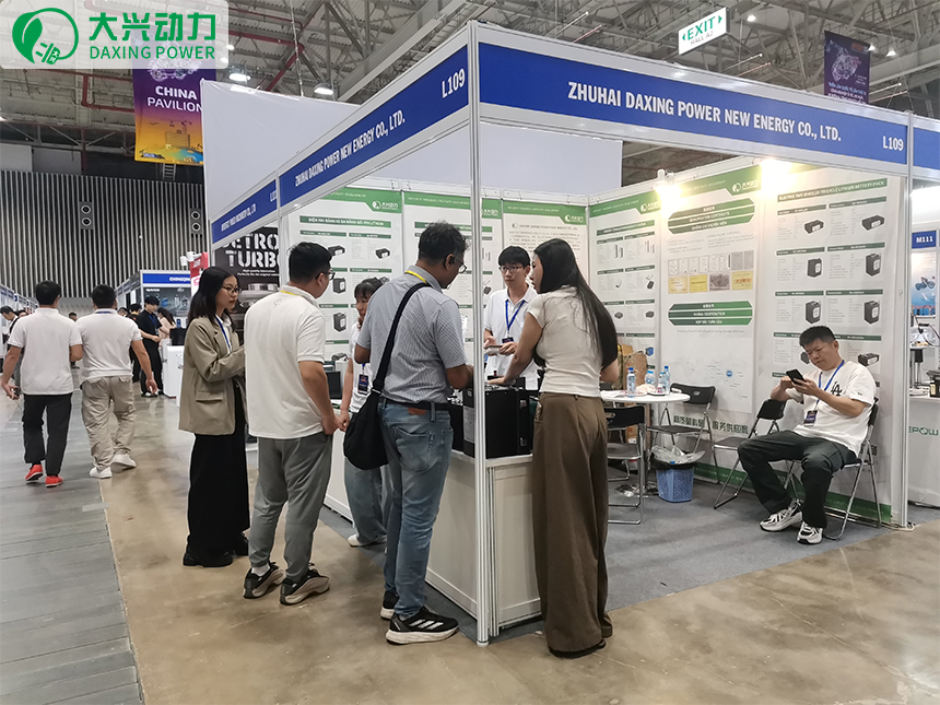 cindyhid's tweet photo. 🎉 We just finished booth L109 at Vietnam Auto Expo 2026 Ho Chi Minh City on May 21-24th,2026.Our company plan set up a warehouse there.  #lithiumion #battery #batteries #manufacture #vietnam #renewablepower #lfp #Daxingpower 
📷 Whatsapp: +86-13727008595  🗺 Wechat: cindyhid https://t.co/lOyy9mlGEP