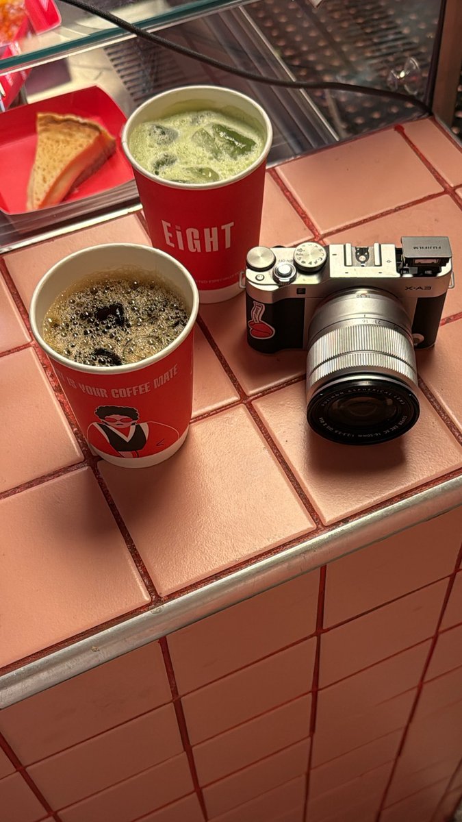 viiorw's tweet photo. 🎉 🌸 ☕️ 💄 https://t.co/uodfw95frH