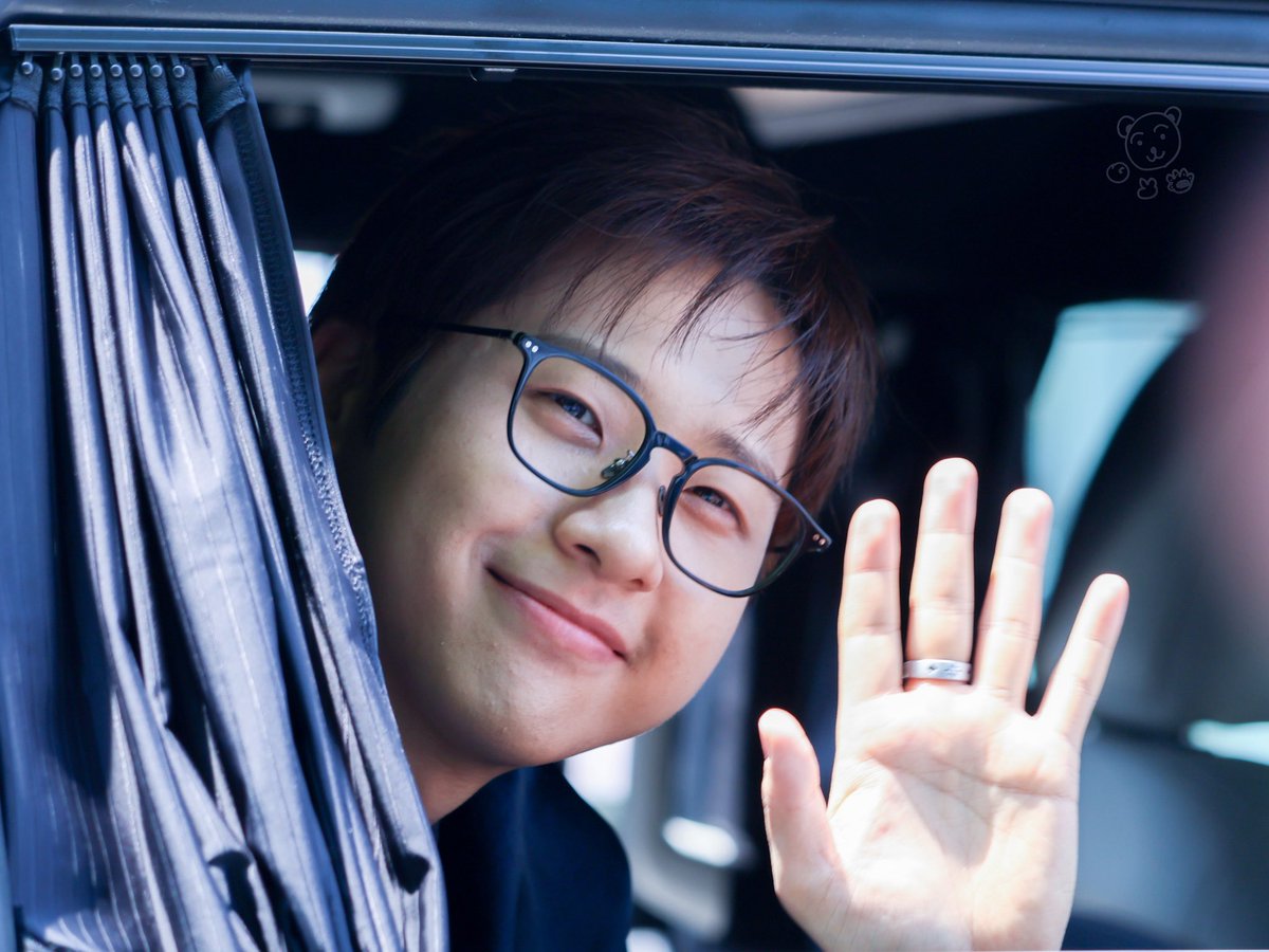 _hs0616's tweet photo. 260602 🌱 김영철의 파워FM 퇴근길

#B1A4 #신우 #CNU https://t.co/LO7rtrEYON