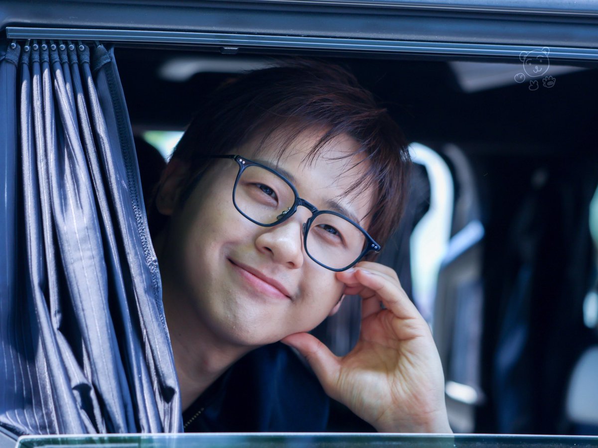 _hs0616's tweet photo. 260602 🌱 김영철의 파워FM 퇴근길

#B1A4 #신우 #CNU https://t.co/LO7rtrEYON