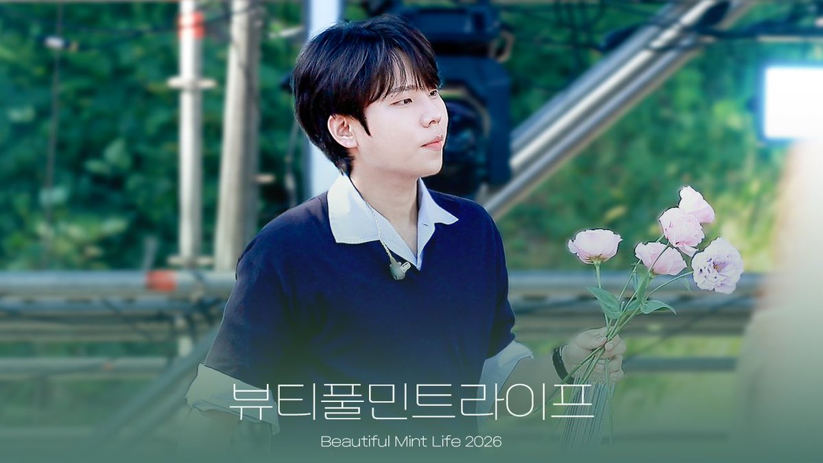 Replay_JSH's tweet photo. 뷰민라만 나가면 뭐든 한 건하는 남성🌷
(꽃뿌리기든 물뿌리기든 물병 ㄷ...���)

🔗 https://t.co/bpqJoDcz7J https://t.co/r3BhapPEI6