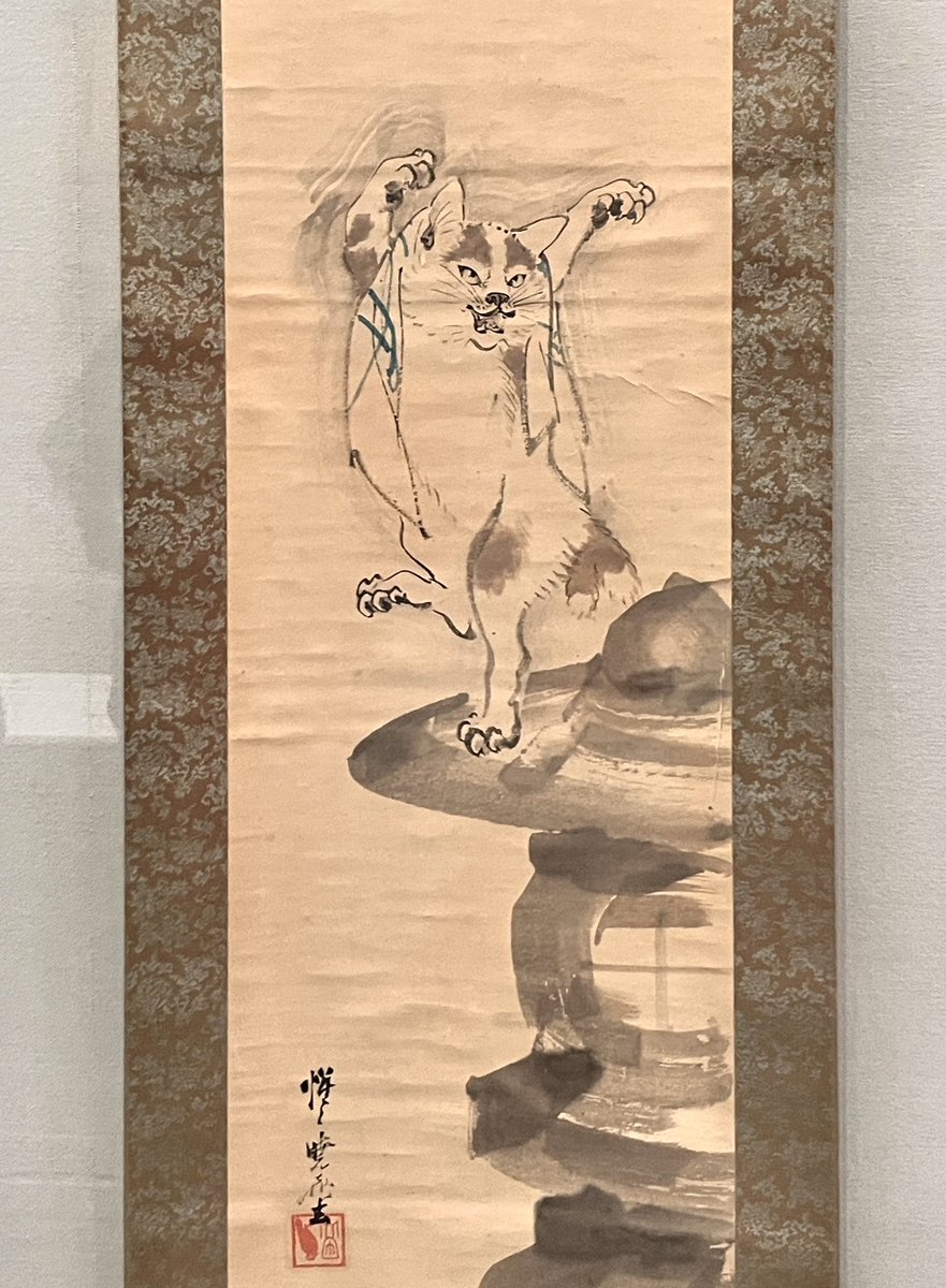 RGB_ypbpr's tweet photo. 幕末から明治維新の激動の時代を生きた画家、河鍋暁斎の展示へ。アニメや漫画に通じる動きのあるユニークさ、百鬼夜行、妖怪や幽霊、猫や狸がいっぱい。かわいかったな🐈🦅👻
#河鍋暁斎 https://t.co/3svCCLsr7G