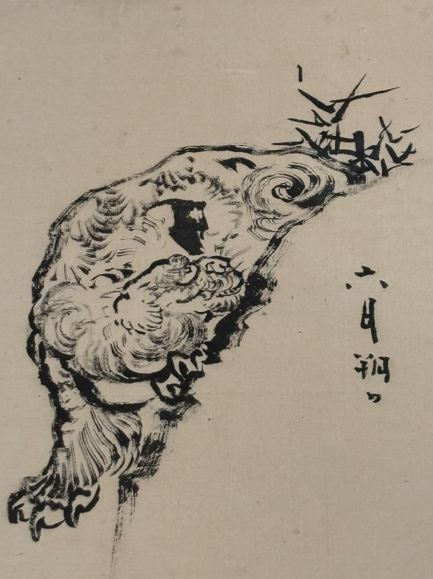 kyuhaku_koho's tweet photo. ４階文化交流展示室の作品紹介☺

🔍素行不良の孫のために書いた？

葛飾北斎が83〜84歳の頃「日、新たに、魔を除く」と毎朝の日課としてこの図を描きました。九州国立博物館では219枚を収蔵。
自身の厄除けのために描いた作品で、獅子や人物たちは、肩肘張らない軽快な筆さばきで描き出されています。日々変化する獅子の表情やポーズに注目すれば、ユーモアに溢れる北斎の素顔まで見て取れます。
一説には、自分のためにではなく孫のために描いたとも
考えられています。
Ａ室で６月２８日まで展示中

重要文化財　日新除魔図
葛飾北斎(1760～1849)筆
江戸時代 天保13～14年(1842～43)
九州国立博物館（坂本五郎氏寄贈）
#九州国立博物館
#時間を旅する博物館
#九博