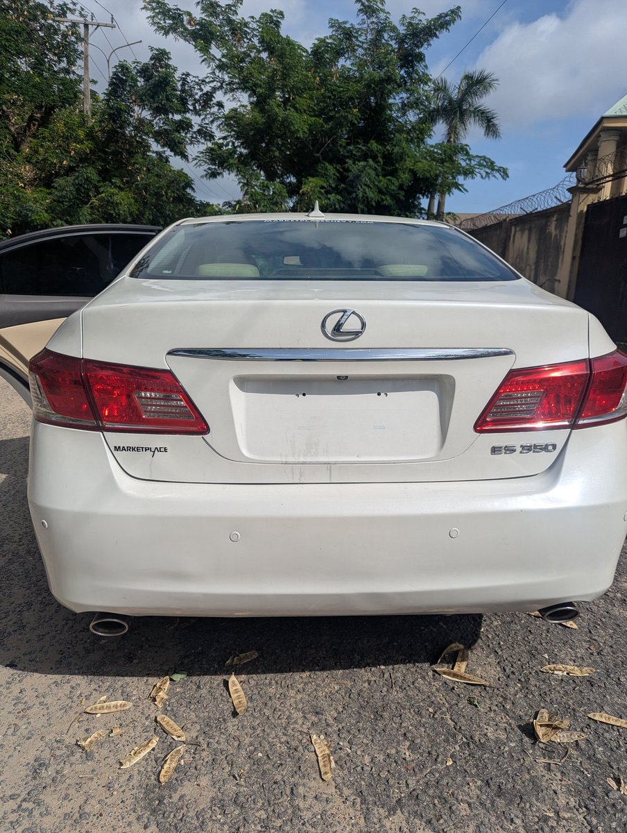 alhajiautos's tweet photo. Good deal this morning 🌄 😁
Foreign used
Es350
2011 model
Complete accident free
All sensors working
Sunroof
Buy and drive
PRICE:10M
LAGOS
Buy peace of mind
#worldcup #chike #foreign #goodcar #9jacar #manutd https://t.co/usbzDSDETh