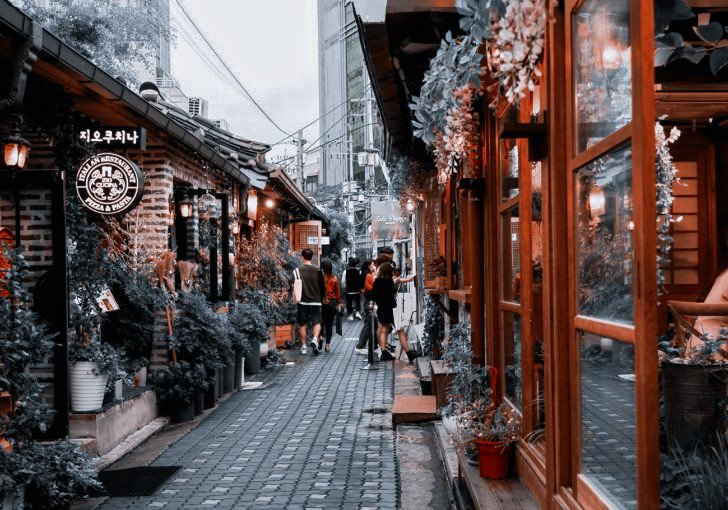 B0WNIVY's tweet photo. 📍𝗜𝗞𝗦𝗘𝗢𝗡-𝗗𝗢𝗡𝗚, 𝗦𝗘𝗢𝗨𝗟, 𝗦𝗢𝗨𝗧𝗛 𝗞𝗢𝗥𝗘𝗔. | 𝟭𝟬.𝟱𝟳 

Signing up a short get away with the girlies as if we're not having a final exam next week. Not sure what occasion we have, but I'm paying 🙂‍↕️ https://t.co/prdKrSgZnJ