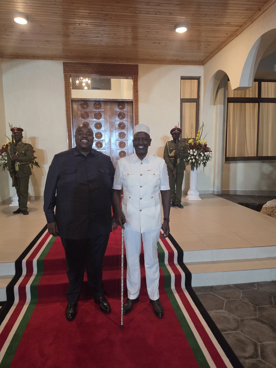 wicknellchivayo's tweet photo. RAIS WA MAONO…A President of VISION 🇰🇪 

There are certain blessings in life that NO AMOUNT OF WEALTH can purchase and no amount of influence can manufacture. Among those blessings, I count the OPPORTUNITY to be granted audience by ONE of Africa’s most accomplished and visionary leader…H.E. PRESIDENT WILLIAM SAMOEI RUTO. Yesterday, I once again had the pleasure of paying a COURTESY VISIT on this DISTINGUISHED MAN at STATE HOUSE, in WAJIR 🇰🇪 soon after the INDEPENDENCE DAY CELEBRATIONS…KENYA is a place I now call HOME. 

I was pleased to share with His Excellency, that the INTRATREK GROUP has now moved decisively towards IMPLEMENTING its USD200 MILLION investment ambition in Kenya, a country whose economic prospects continue to attract INVESTORS from across the globe. The confidence to invest is created by a LEADERSHIP that promotes stability, encourages enterprise and fosters an environment where business can flourish. Kenya continues to demonstrate precisely that under the KENYA KWANZA agenda. In many respects, this mirrors the aspirations of the AFRICAN CONTINENTAL FREE TRADE AREA (AFCFTA) and the broader vision shared by African governments, including Zimbabwe under H.E PRESIDENT E. D. MNANGAGWA, to strengthen intra-African trade, investment and economic integration for the benefit of future generations.
What touched me the most, however, was not the discussion around business or my investments, but the SIMPLE REMINDER that nations are ultimately built by people who care about others. President Ruto possesses a RARE ABILITY to combine firm leadership with genuine compassion, and it is this quality that continues to earn him ADMIRATION far beyond the borders of Kenya. As a fellow African and bonafide CITIZEN of Kenya, I remain grateful for the listening ear and the WARM HEART that His Excellency consistently extends to me. It can only be GOD’s GRACE….🙏🏼🙏🙏 

Asante sana Mheshimiwa Rais. May God continue to bless you ABUNDANTLY, as you lead Kenya towards the fulfilment of our VISION 2030 aspirations. I look forward to the day when, together with my Kenyan BROTHERS AND SISTERS, I invite you to CUT THE RIBBON, as we celebrate the COMMISSIONING of transformative investments that will stand as lasting symbols of African excellence and African abilities. ✊🏾🇰🇪

#Rais_Wa_Maono
#Kenya_Kwanza
#Vision2030
#AfCFTA
#Invest_In_Kenya