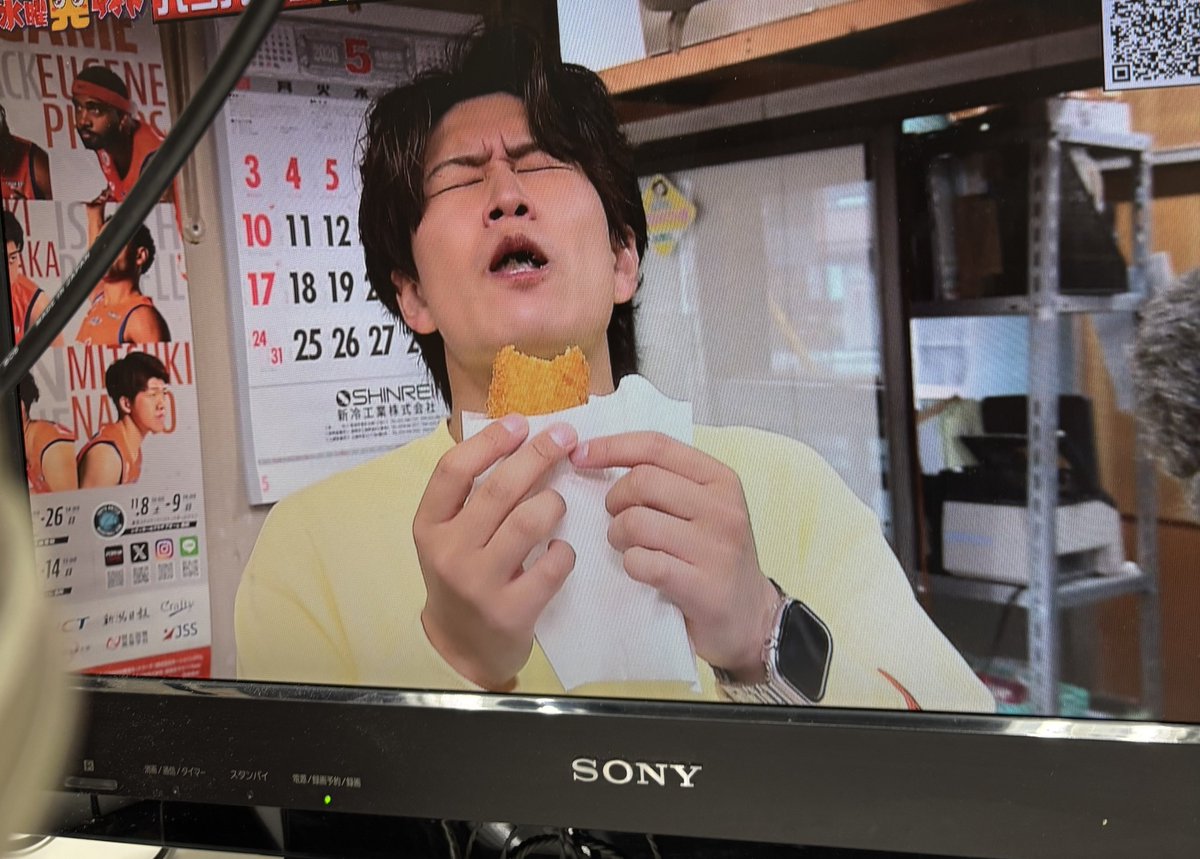 nangu_official's tweet photo. 明日は #水曜見ナイト 📺
#焼き鳥 (錦鯉、伊勢みずほ)vs #コロッケ (前野智郎)
私はコロッケチームのナレーションなのでコロッケのVTRしか観てませんが、リポーター以外は負けてないと思います😆 https://t.co/Dol51tkSpN