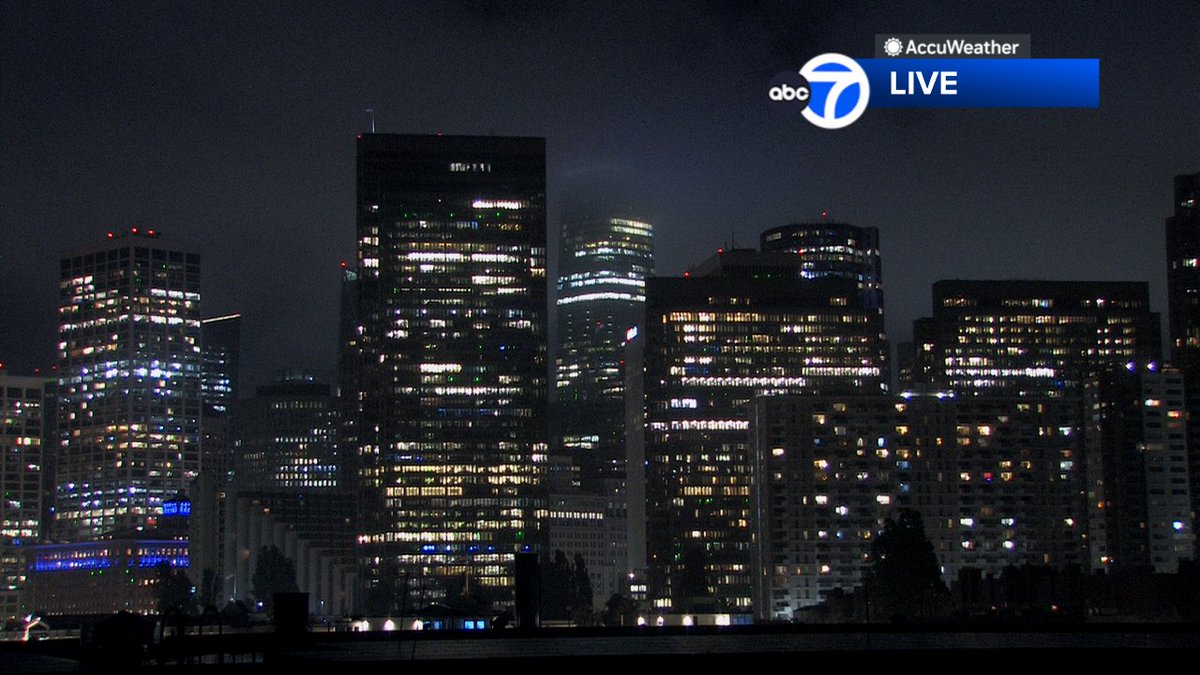 SandhyaABC7's tweet photo. WEATHER ALERT: Dense Fog Advisory going up for S. Monterey Bay &amp; Big Sur coast in AM.  We're seeing some fog here in #BayArea too.  Drive safely during the AM commute everyone!  #SanFrancisco #CAwx https://t.co/M3i1ZcRgl2