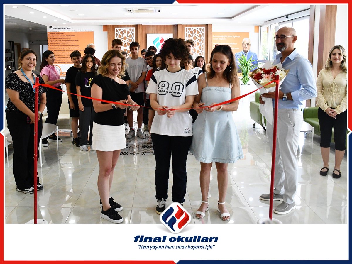 finalortaca's tweet photo. 🎨 İlk Kişisel Resim Sergisi

Hayal gücünü renklerle buluşturan 8/B sınıfı öğrencimiz Arya Akboyun, birbirinden özgün çalışmalarını ilk kişisel resim sergisinde sanatseverlerle buluşturdu. https://t.co/NOg7HFMCfs