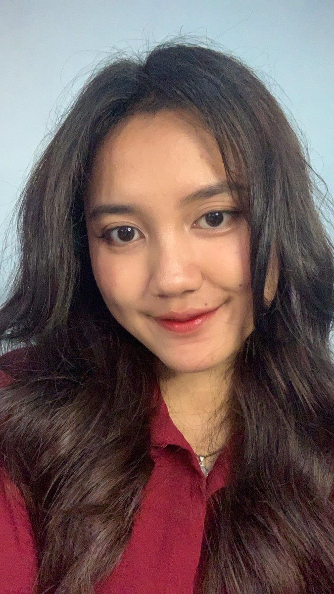 l0tusbiscoff_'s tweet photo. soo happy karena sekarang bisa punya rambut yang keliatan lebih tebel &amp; gak gampang lepek, jauh lebih sehat, lebih bervolume, dan cepet panjang juga 🥹🤍 https://t.co/Vd8cZnKkQT