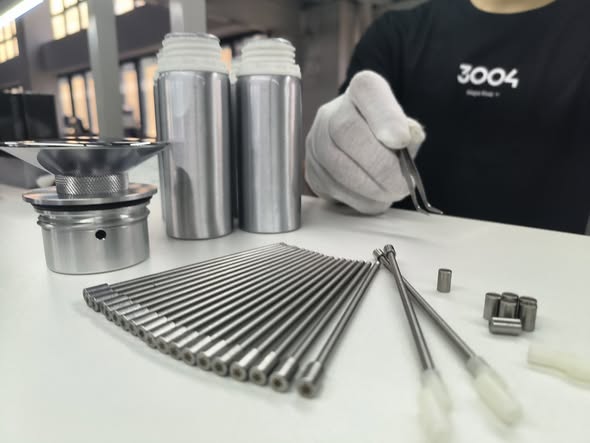 aromaprox's tweet photo. Behind every premium scent diffuser lies precise craftsmanship and strict quality control.
We focus on every detail to deliver reliable products for global partners.
Factory direct supply | Customization available 
#ScentDiffuser #FactoryManufacturing #AromaMachine https://t.co/mdYHbSARCa