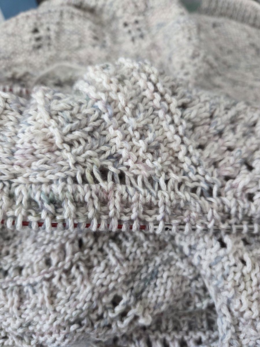 2o_knit's tweet photo. 이거 어케 수습하냐 https://t.co/dZYaU7Az3N