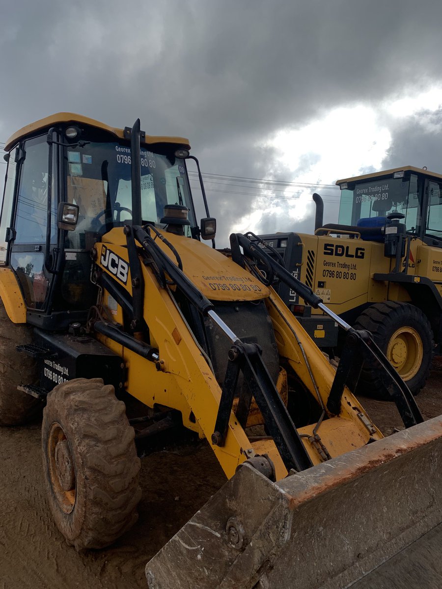 Georex_Trading's tweet photo. Welcome, June!✨
A new month brings fresh opportunities to build, move, and achieve more. From heavy equipment logistics and material supply to excavations, backfilling, bush clearing, and civil works, we remain committed to supporting your projects with reliability and excellence. 🚛⚙️
📞 0796 808080
🌐 https://t.co/xcTpCm6Rwt