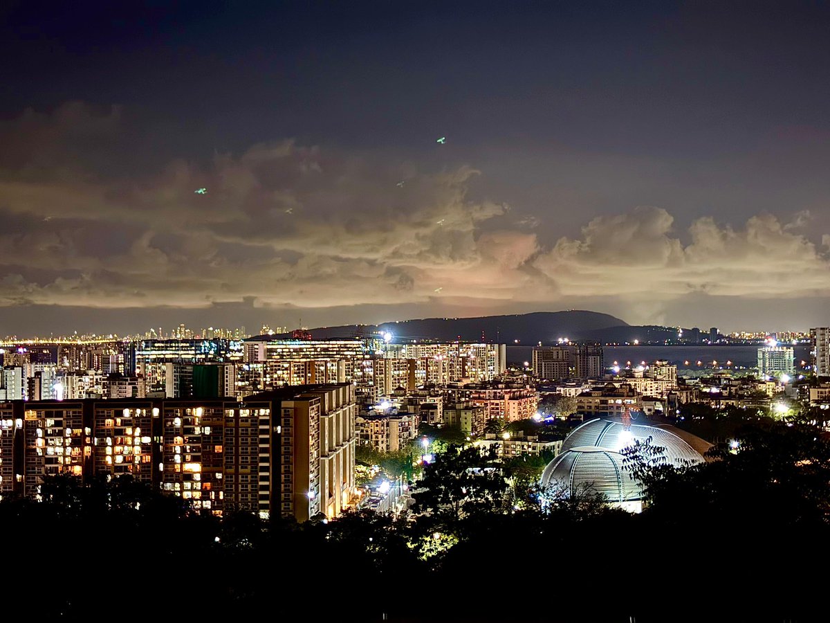 sanxsin's tweet photo. Sorry Navi Mumbai, I was not aware of your game. https://t.co/Igi2j7i6Di