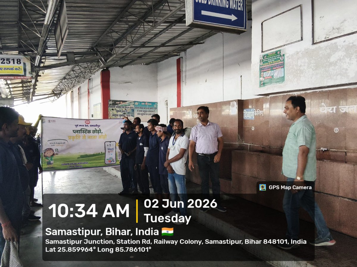 SpjEnhm's tweet photo. Today on date 02.06.2026 Under WED-26, "Water and Energy Conservation" organize Public awareness on water conservation and how to save water at  Samastipur Railway Station under Samastipur Division.#MissionLiFE #SwachhBharat #GoGreen #GoGreen #RailwaysForEnvironment https://t.co/9YovpVuFx2