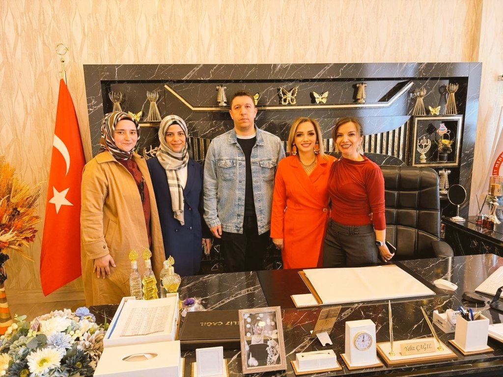RAMAltindag's tweet photo. Şehit Mehmet Ali Yapraklı İlkokulu ve Çocuk Sevenler Derneği ilkokulu rehberlik servisine merkezimiz RPDH bölümü ziyaret gerçekleştirmiş, yapılan çalışmalar hakkında müşavirlik hizmeti sunulmuştur.

@tcmeb
@MebOrgm
@Murat4Kucukali
@HasanYILDIRIM61
@MERDADE21165481 https://t.co/i4fQVKDeQv