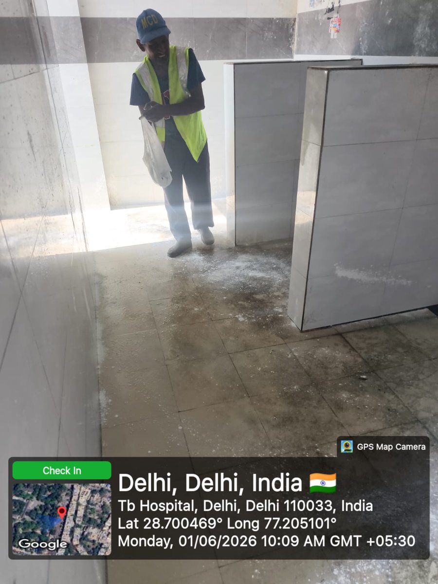 DcClz's tweet photo. @Sabyasachi72357 @MCD_Delhi @CMODelhi @LtGovDelhi @LokNiwasDelhi @DelhiComplaint @CPCB_OFFICIAL @CAQM_Official @MCD_Delhi 
Thank you for pointing out as an empowered citizen. The Sanitation work in urinal complete. https://t.co/gKhVNqRaic