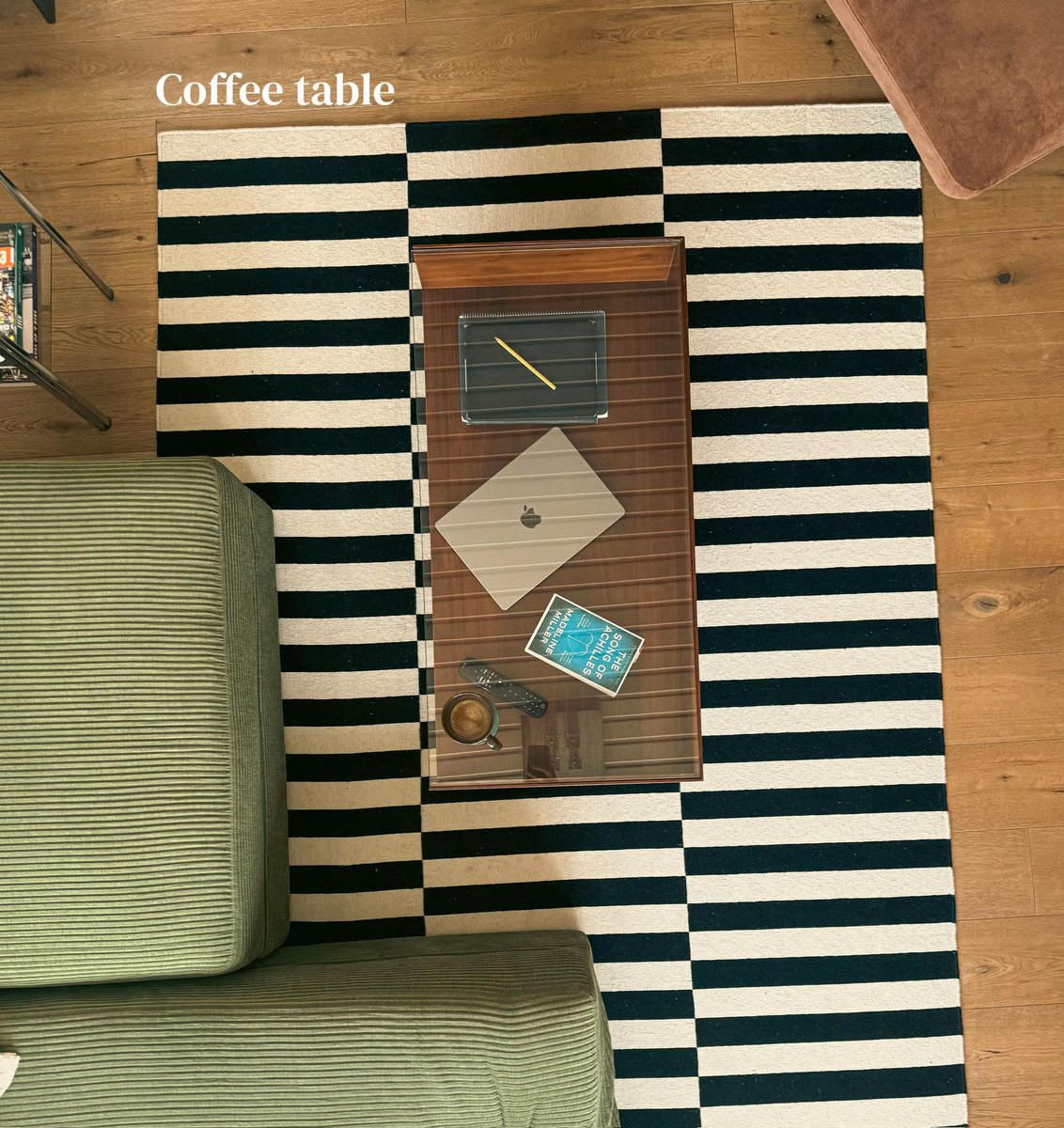 cornersandlight's tweet photo. Apartment inspo https://t.co/RzLLugb1oC