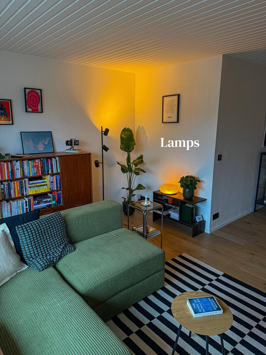 cornersandlight's tweet photo. Apartment inspo https://t.co/RzLLugb1oC