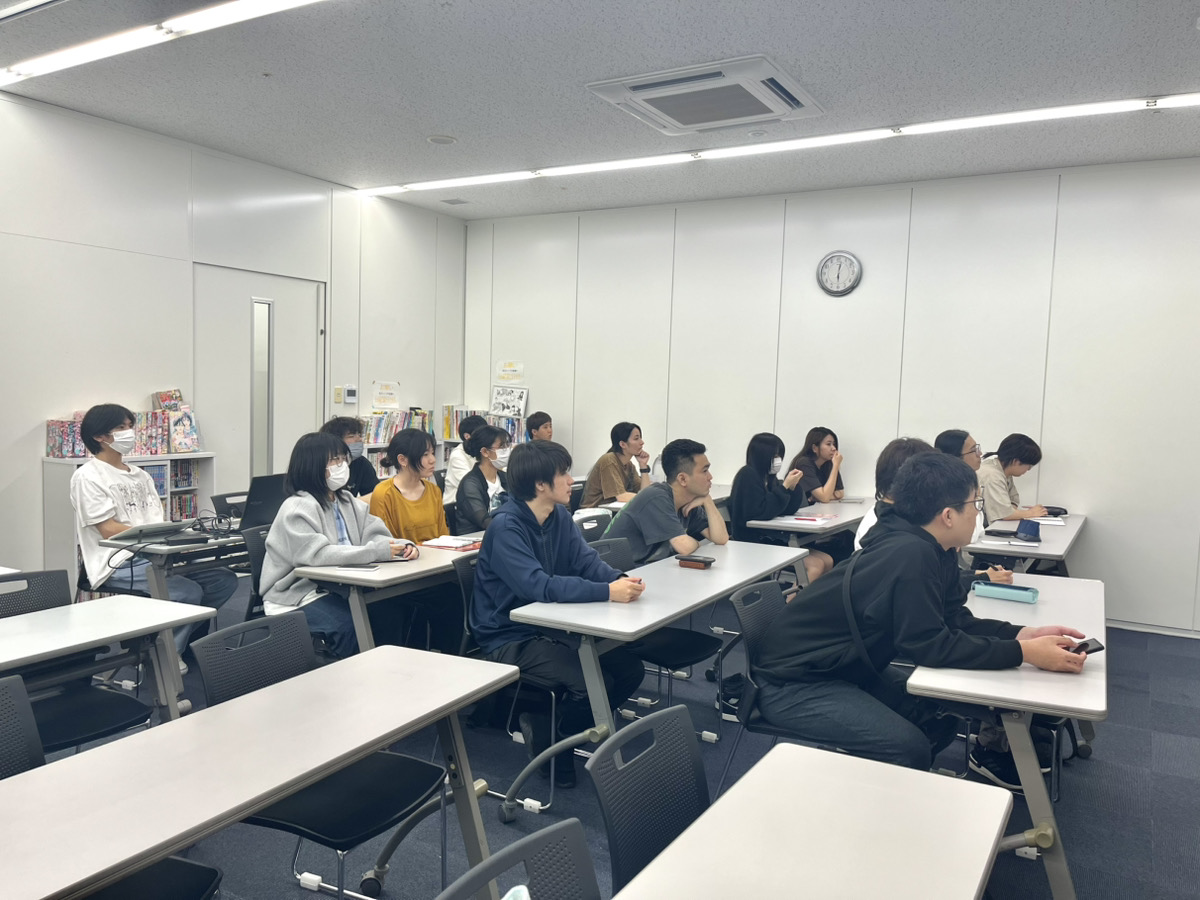 human_naha's tweet photo. 先日オンライン説明会がありました💻
進路活動がどんどん活発化していますね
自分の目標を再認識して頑張っていきましょう！ https://t.co/LmLsCfAqwD