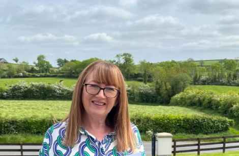 SamaritansNI's tweet photo. This Volunteers' Week, our Regional Director Marcella Taylor has a message for our incredible volunteers across Northern Ireland.

"Thank you to all the wonderful Samaritans volunteers who are there round the clock making sure people have someone to turn to."

 💚 #VolunteersWeek https://t.co/6aJnDWWGDa