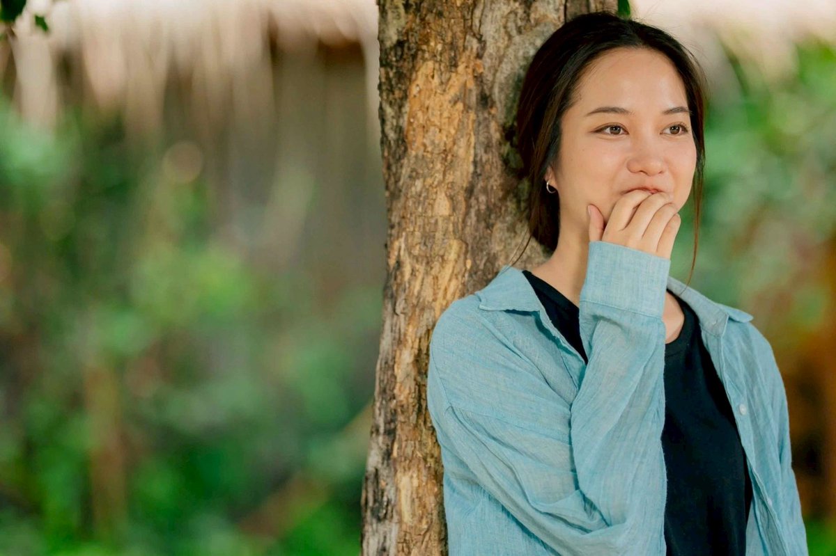 mayaonline2002's tweet photo. “ฟรีน-เบ็คกี้” #ฟรีนเบค‌ เคมีฟ้าประทาน!  ทำผู้ชม #เสน่หาวาโย ลุ้นความรัก “เจ้าหญิงบลู-หมวดลม” ทุกวินาที! และเตรียมอัปเลเวลขึ้นไปอีก เมื่อเจ้าหญิงบลูเป็นฝ่ายก้าวข้ามเส้น พร้อมคำพูดที่ทำเอาหัวใจตำรวจสาวแทบหยุดเต้น!! 

จูบแรกท่ามกลางเสียงคลื่น จะเปลี่ยนความสัมพันธ์ของทั้งคู่ไปตลอดกาลหรือไม่? ติดตามชมได้ใน “เสน่หาวาโย” EP.4 วันเสาร์ที่ 6 มิถุนายนนี้ เวลา 20.30 น. ทางช่อง 7HD และรับชมออนไลน์เวอร์ชัน UNCUT เวลา 21.30 น. บนแอป  iQIYI 

#4Elements #บ้านวาทินวณิช #NorthStarEntertainment
#FreenBecky 
#srchafreen #Beckysangels