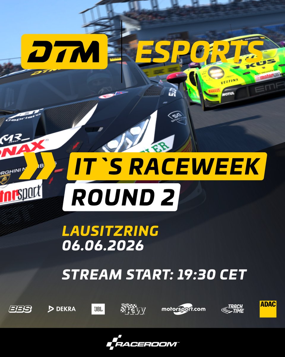 RaceRoom tweet media