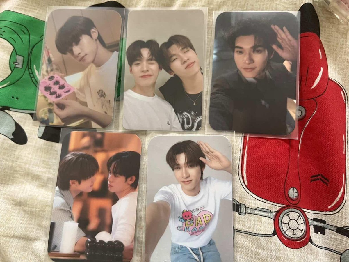 borrr42's tweet photo. เหมา5ใบ650฿รส(ไม่แยก) ลดได้อีกนิดนึงคับ🙏
Dm👈🏻
#ตลาดนัดตี๋ตี๋ป๋อ #ตลาดนัดดูมันดิ https://t.co/IuT4UslRd0