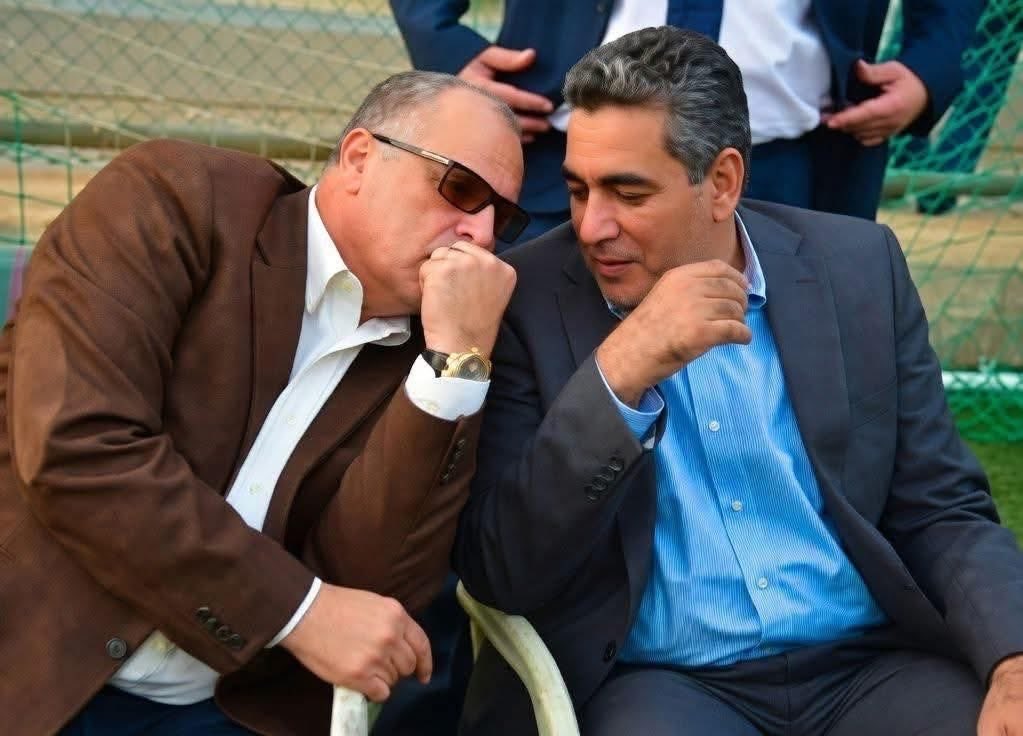 Salah14719653's tweet photo. أبوريدة ومجاهد ثنائي الفساد قد يكون ثالثهما عطار أو عزام
أي بلد في العالم غياب الشفافية تعتبر جريمة جنائية إلا في مصر 
خبو إيقاف الزمالك في قضية صلاح مصدق ٥٠ يوم 

وبيرمو تسريبات خبيثه لأحمد عبدالباسط بيمهدو لفساد في رخصة الزمالك 

الناس دي متسابين علشان بيخدمو الزمالك بالأمر https://t.co/3nZXIkUpI1