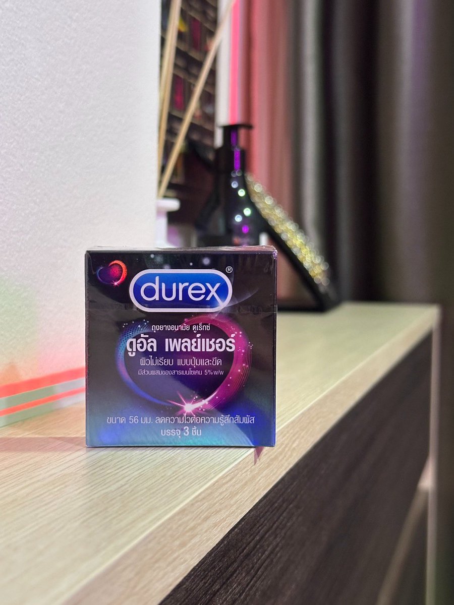 akrasuryphat's tweet photo. เข้าวงการนี้แล้วต้องป้องกันนะ เสียวด้วยเซฟด้วย ลอง Durex แบบปุ่มดู ฟินมาก นี่ลองแล้วติดใจเลยล่ะ แล้วที่แนะนำอีกอย่างคือล��งมีของเล่นหรือเปลี่ยนบรรยากาศใหม่ๆดู จะดีเลยล่ะะ https://t.co/tPY4EeC9AU