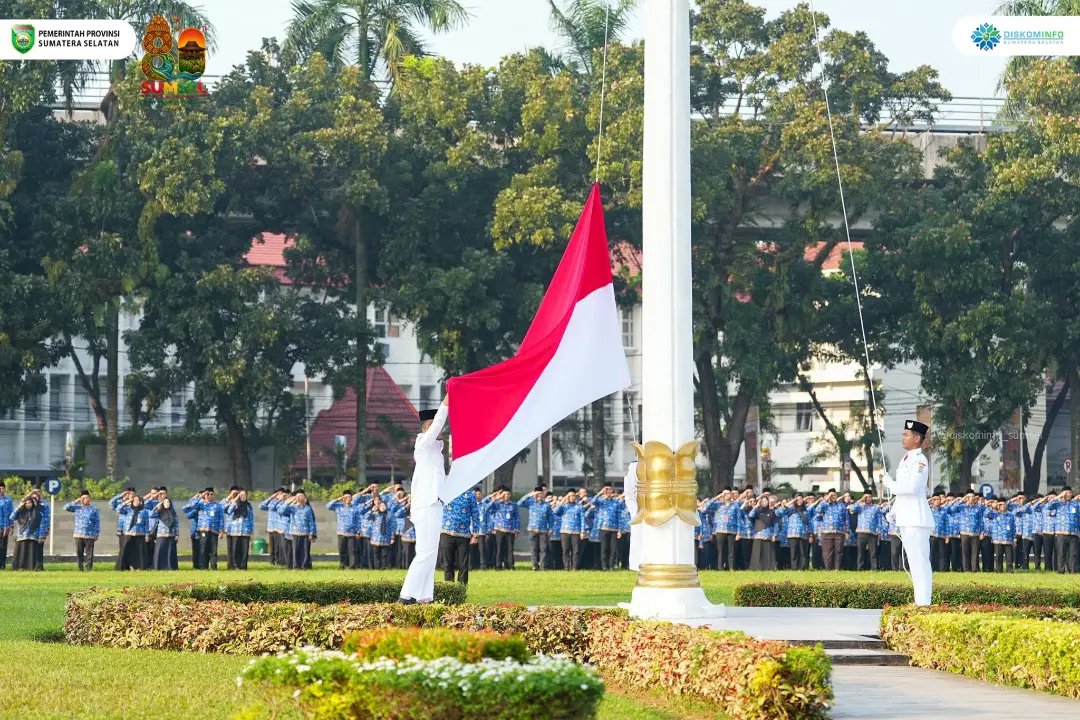 DISKOMINFOSS's tweet photo. Sekda Sumsel Ajak Semua Elemen Jadikan Pancasila Pedoman Hidup dalam Peringatan Hari Lahir Pancasila.

#GubernurSumsel
#WakilGubernurSumsel
#HermanDeru
#CikUjang 
#DiskominfoSumsel
#PemprovSumsel https://t.co/1iLPq1VXFG