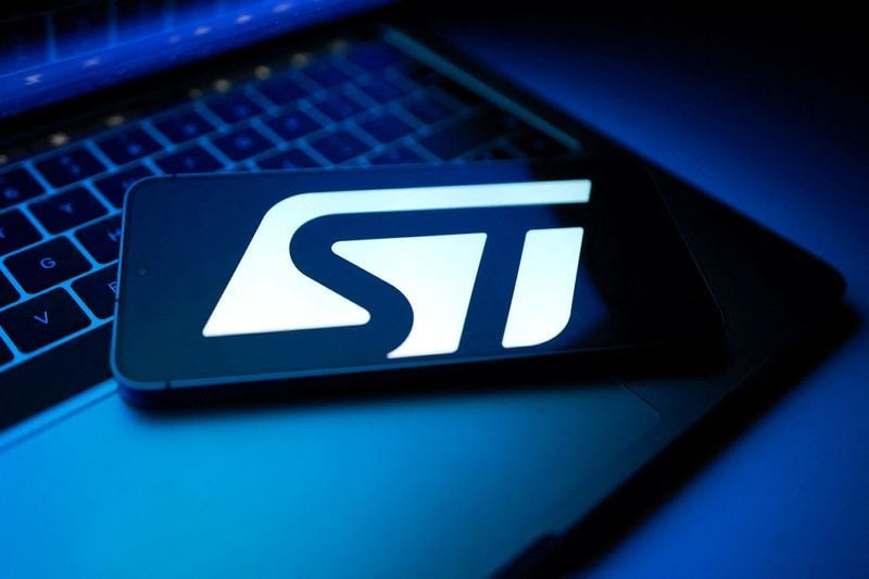 jyves94's tweet photo. 🚀 #STMicroelectronics ( $STMPA 🇳🇱) relève son objectif de CA dans les #DataCenters ⚡️ face à la demande en #IA ✨
https://t.co/6cGoT85r57 https://t.co/I4SOna6JJH