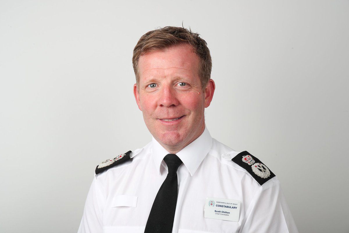 RWTaylors's tweet photo. Scott Chilton Chief Constable of Hampshire Police MUST resign! https://t.co/d1Av8883KQ