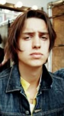 jakelinesanders's tweet photo. .@Casablancas_J @thestrokes #juliancasablancas #thestrokes ♐🏹🍓🐁💙😻
Sagittarius insta bio in Jules style 
🌈"Earth’s Correspondent For Alien News Channel" https://t.co/s2s8nWWHEl