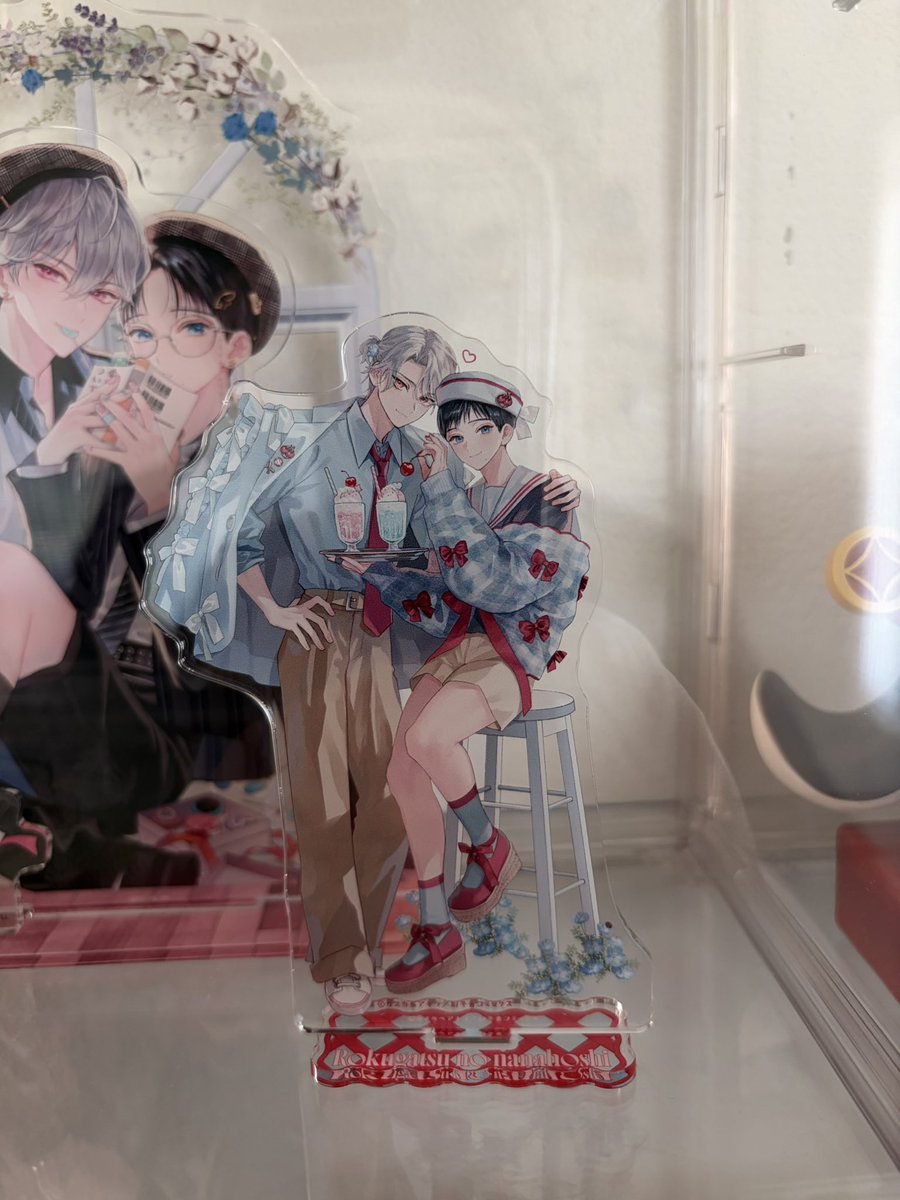 swployxx's tweet photo. I just want to report to you, Sensei 💖
I already received  Rokunana Vol. 8 from horin love book and comicomi at last week 🥳 KanaHaru acrylic stand is so cute 💕 I really enjoyed with their story and always happy when reading your work ☘️🎉
@caskabe

#六月の七星
#ろくなな 🐞🍀 https://t.co/y3ofgTA1s1