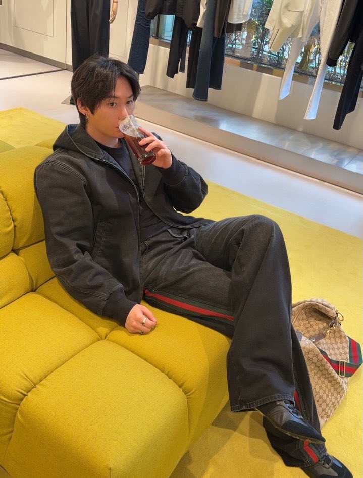 비니 tweet media