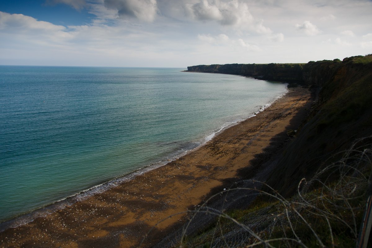usabmc's tweet photo. Exploring Normandy: Visiting Normandy American Cemetery and its surroundings ⤵️ 

Located along the Normandy coast and overlooking Omaha Beach, Normandy American Cemetery is one of the most significant World War II commemorative sites in Europe. 

From remembrance and history to coastal scenery and nearby towns, Normandy American Cemetery serves both as a destination in itself and as a gateway to discovering the wider Normandy region. 

Read more in our latest news article: https://t.co/2zzi25aonJ